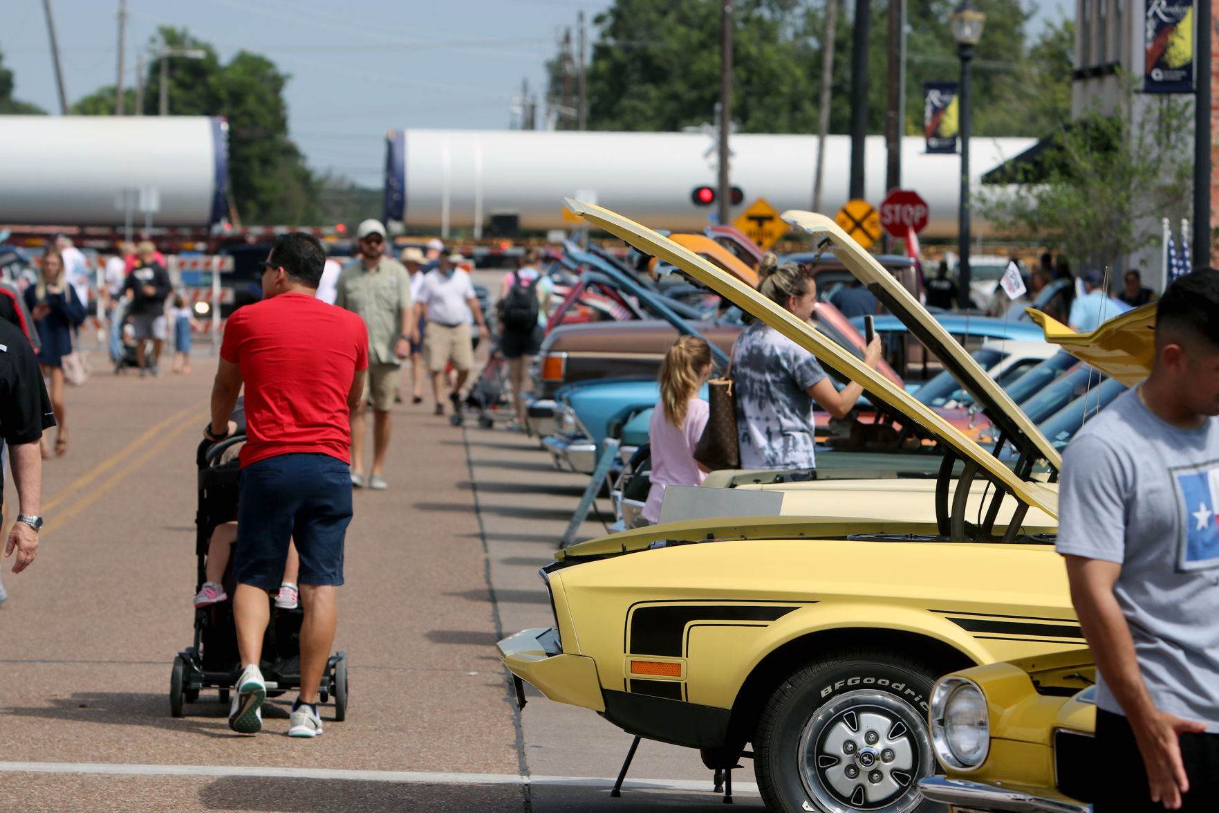 Ride to Rosenberg Car Show